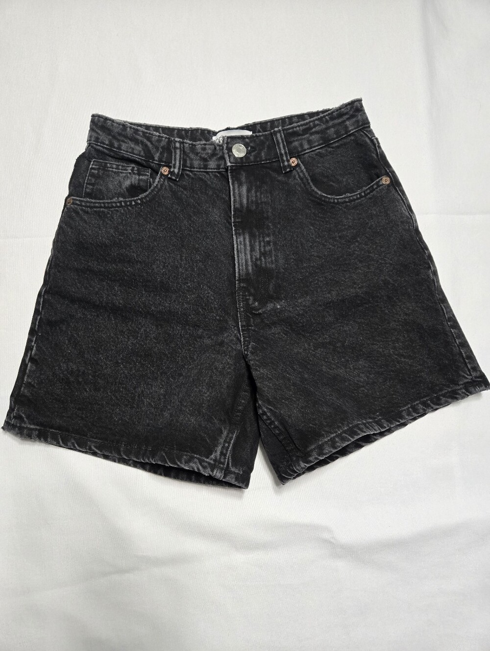 ZARA Women's Black Denim High Rise Shorts sz 6